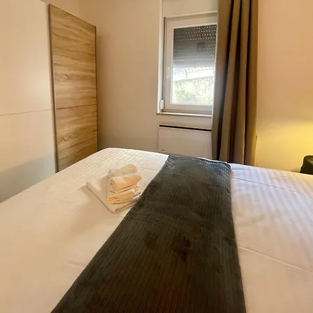 Kbc Garden Trsat Apartment Rijeka
